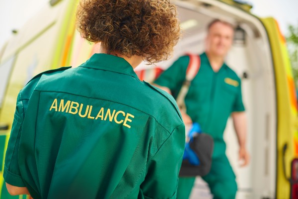 image of an ambulance crew